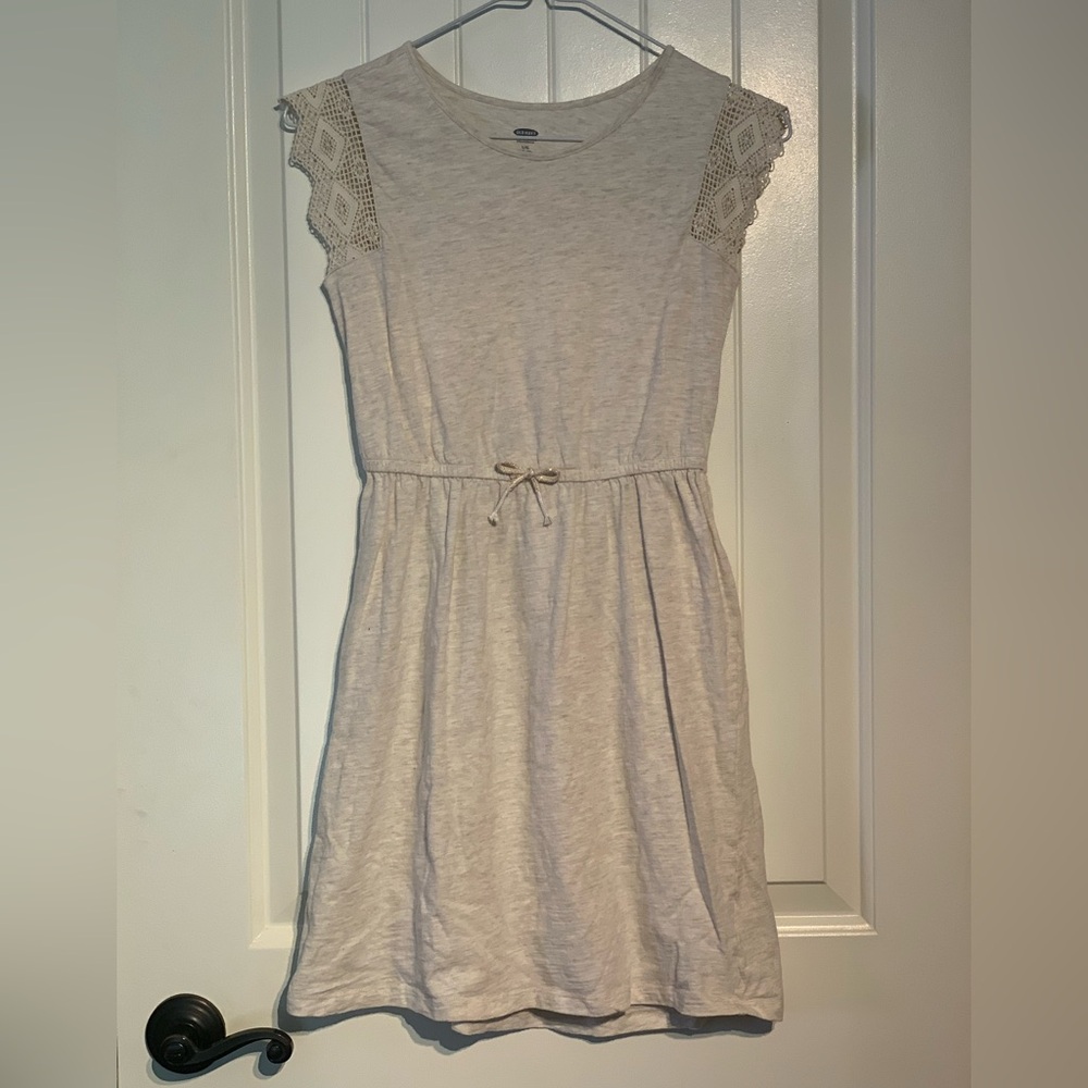 #73 GIRLS EUC OLD NAVY IVORY OFF WHITE DRESS SIZE LARGE 10/12